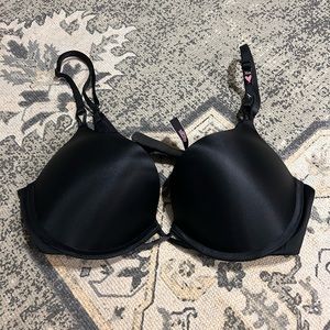 Victorias Secret Bombshell Bra NWT